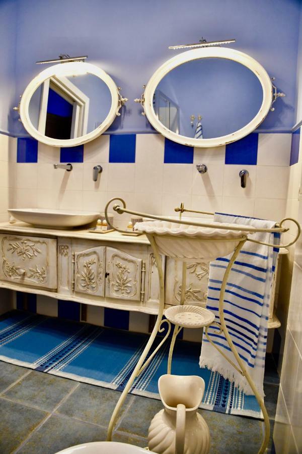 Le Stanze Del Borgo Hotel Nettuno Bagian luar foto