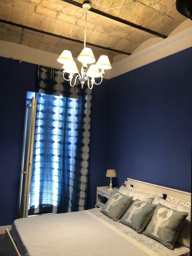 Le Stanze Del Borgo Hotel Nettuno Bagian luar foto