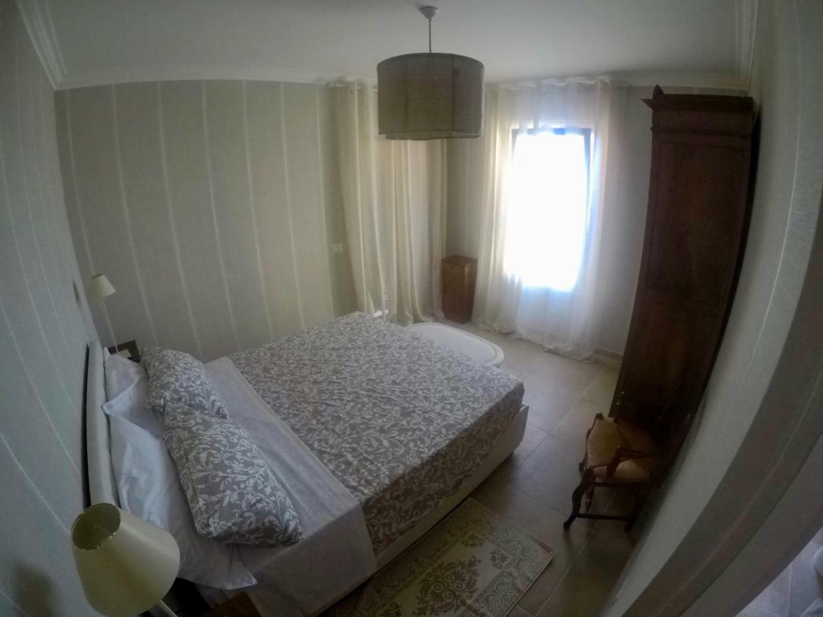 Le Stanze Del Borgo Hotel Nettuno Bagian luar foto