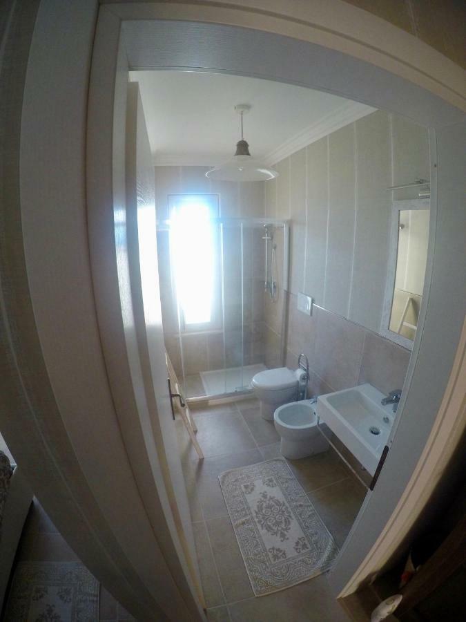 Le Stanze Del Borgo Hotel Nettuno Bagian luar foto